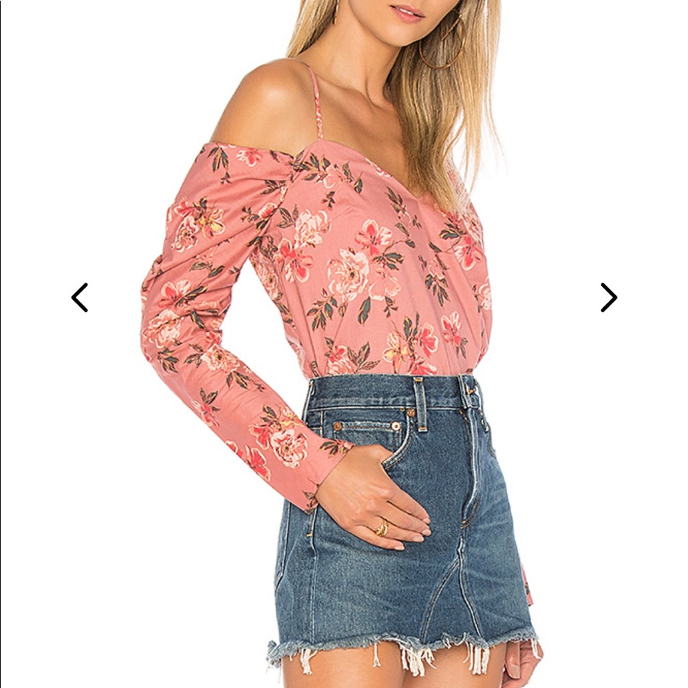 NWOT Revolve Lovers + Friends Rayna top